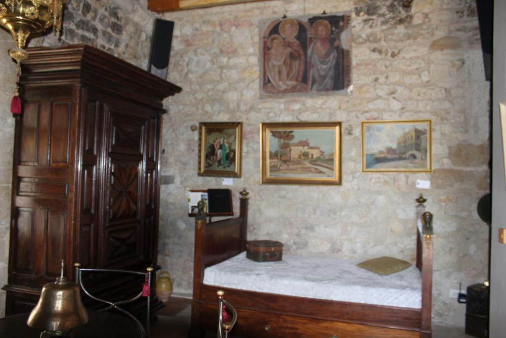 Chateau De Vedène מראה חיצוני תמונה